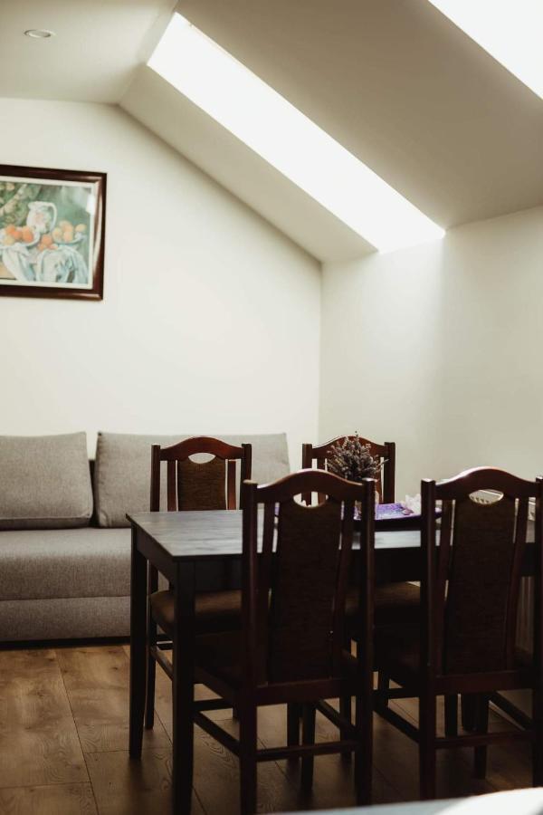Bed and Breakfast Lawendowa Stajnia Львувек-Слёнски Экстерьер фото