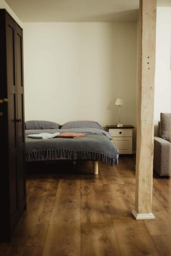 Bed and Breakfast Lawendowa Stajnia Львувек-Слёнски Экстерьер фото